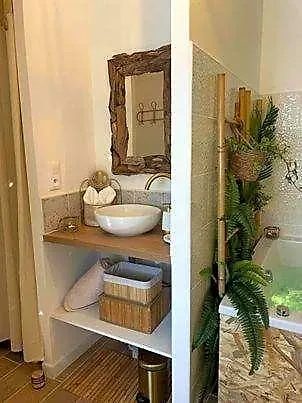Lover's Tropic Hotell *